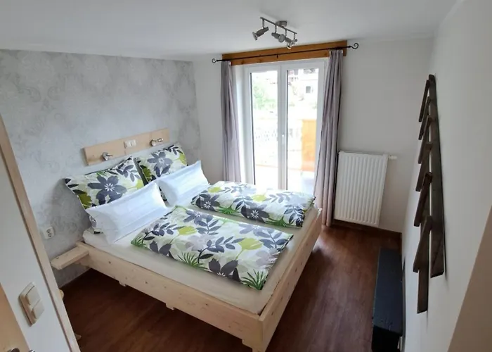 Haus Weissenbach Apartman *